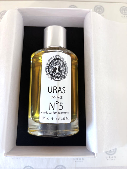 URAS ESSENCE N. 5
